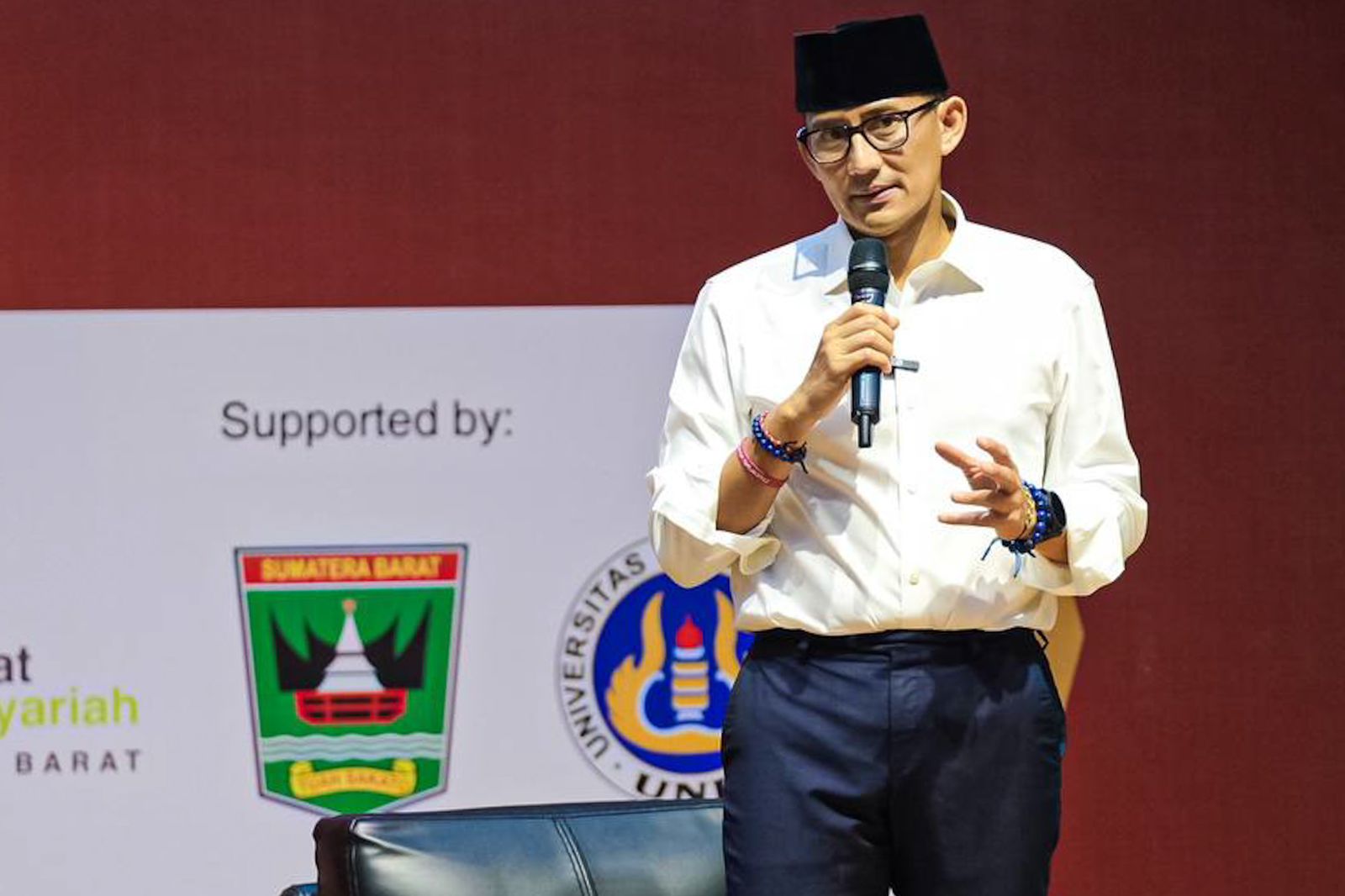 Siaran Pers Menparekraf Minangkabau Halal Festival Perkuat Padang